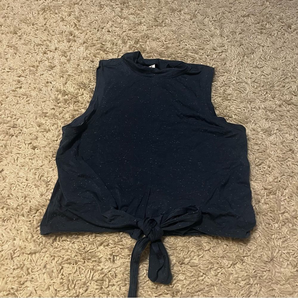 Lululemon Front Tie Mock Neck Tank top size 2